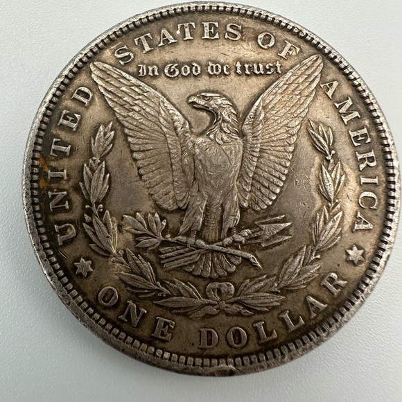 1897 Morgan Silver Dollar – 90% Silver – Philadelphia Mint – Vintage U.S. Coin - Picture 10 of 12